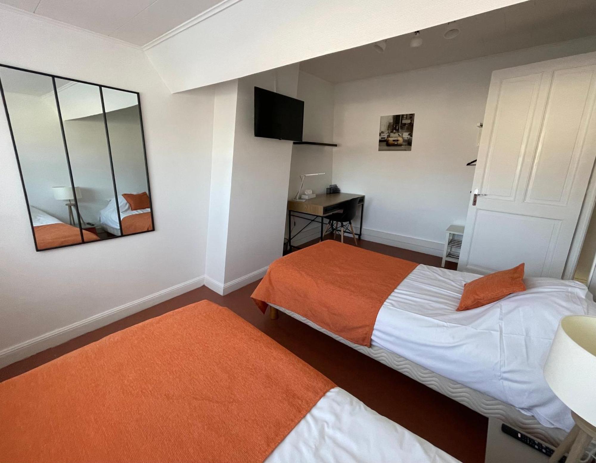 Appart'Hotel Et Chambres Lens Bagian luar foto