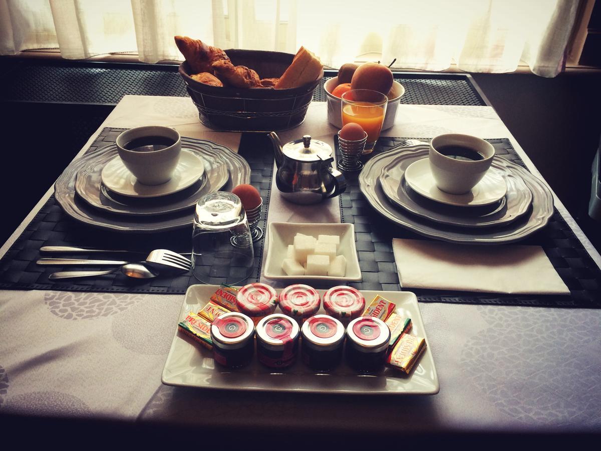 Appart'Hotel Et Chambres Lens Bagian luar foto